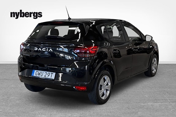 Dacia Sandero 4 of 11