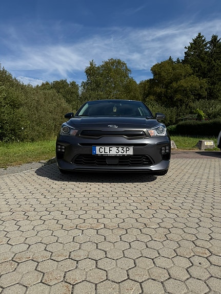 Kia Rio 2 of 10