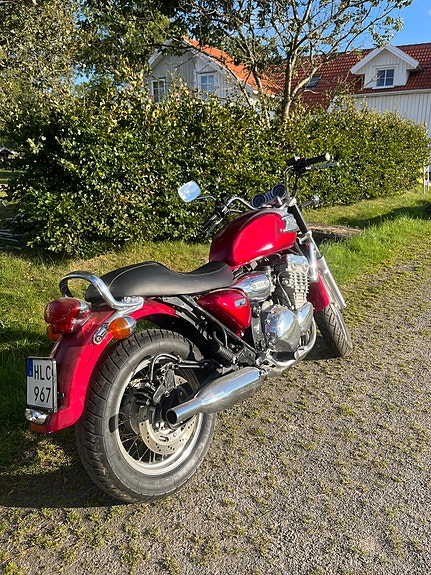 Triumph Thunderbird 2 of 4