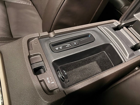 Jeep Grand Cherokee 30 of 30