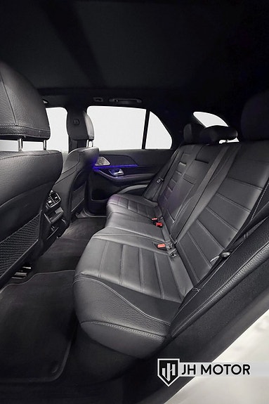 Mercedes-Benz GLE400 d 18 of 24