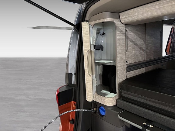 Volkswagen California 20 of 27