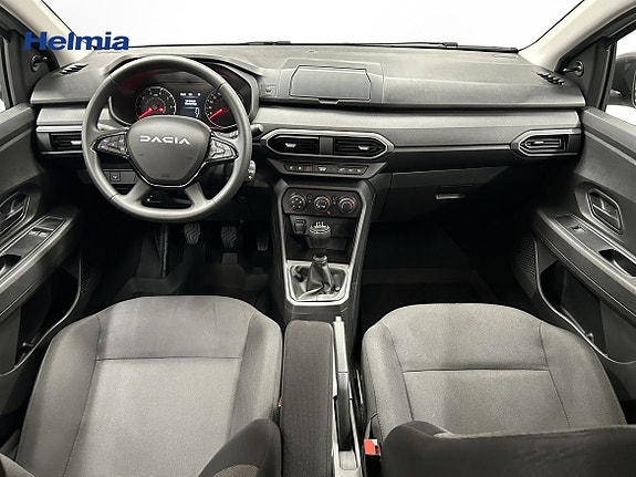 Dacia Sandero 9 of 9