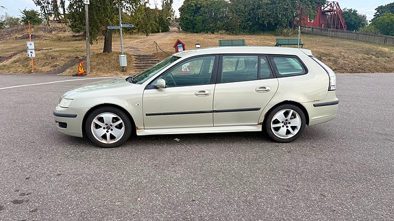 Saab 9-3 2 of 10