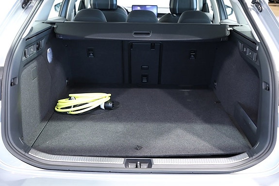 Skoda Superb 14 of 16