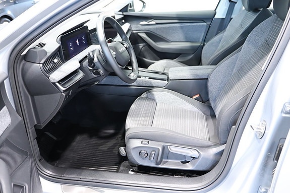 Skoda Superb 5 of 16