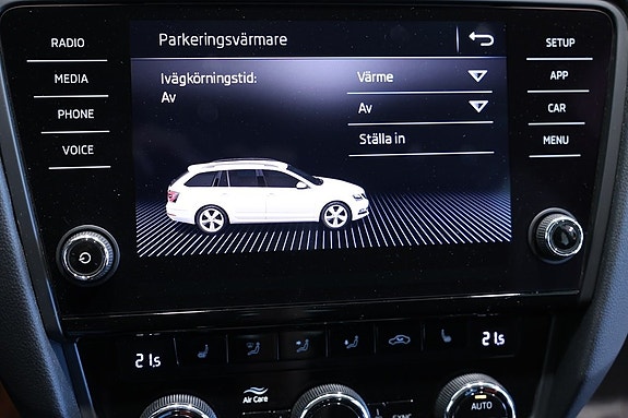 Skoda Octavia 13 of 17