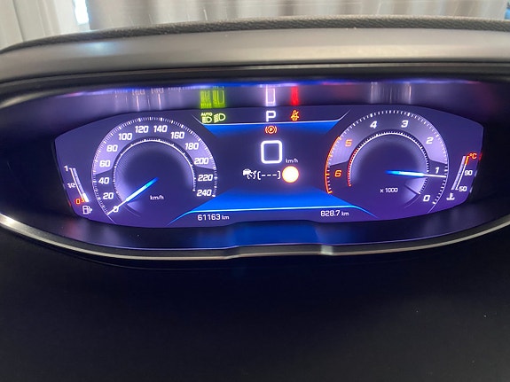 Peugeot 5008 12 of 22