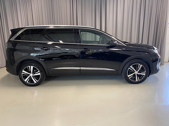 Peugeot 5008 3 of 22