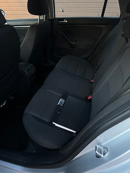 Volkswagen Golf VI 6 of 11