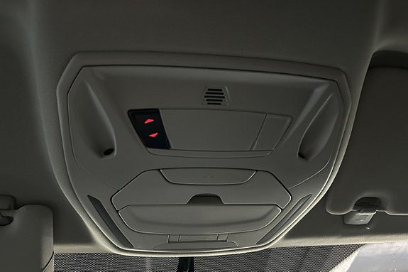 Ford S-MAX 12 of 25