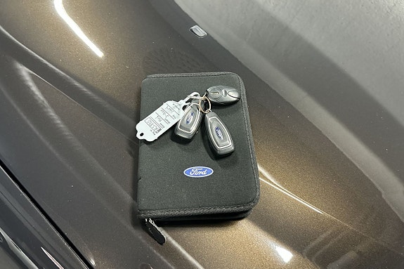Ford S-MAX 25 of 25