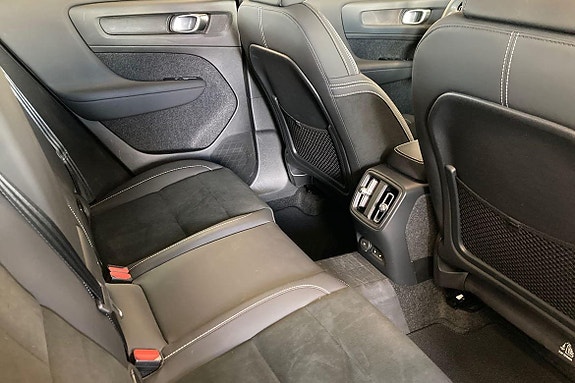 Volvo C40 9 of 21