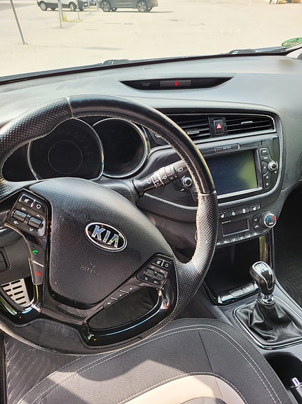 Kia Ceed 16 of 19