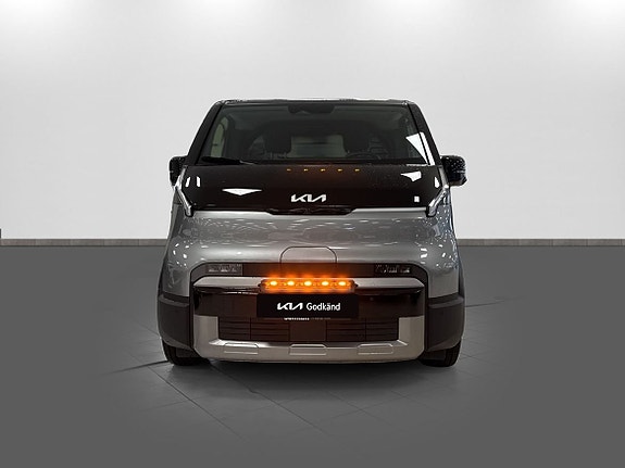 Kia PV5 2 of 17