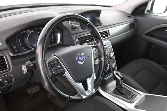 Volvo XC70 12 of 30