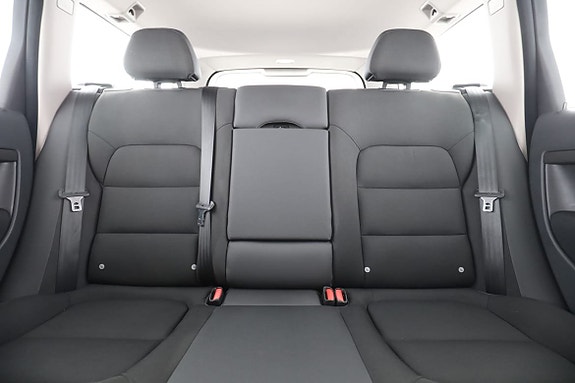 Volvo XC70 16 of 30