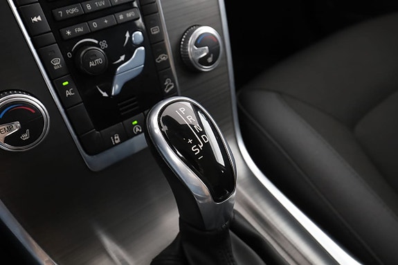 Volvo XC70 27 of 30