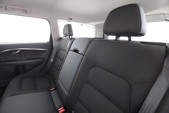Volvo XC70 15 of 30