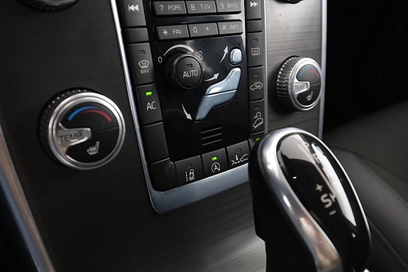 Volvo XC70 25 of 30