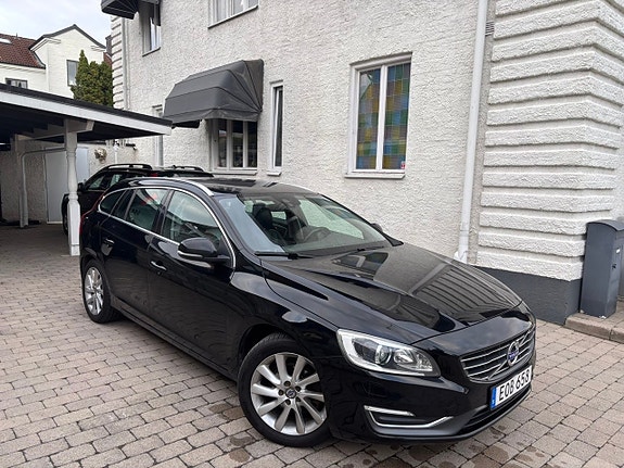 Volvo V60 5 of 28