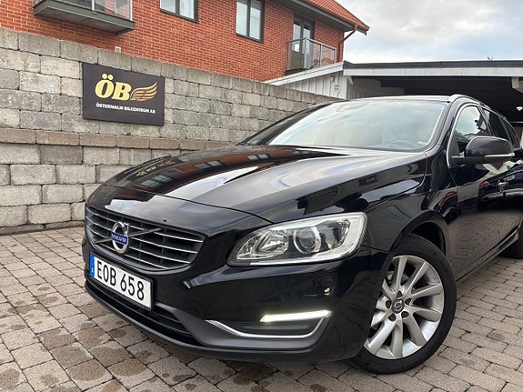 Volvo V60 3 of 28