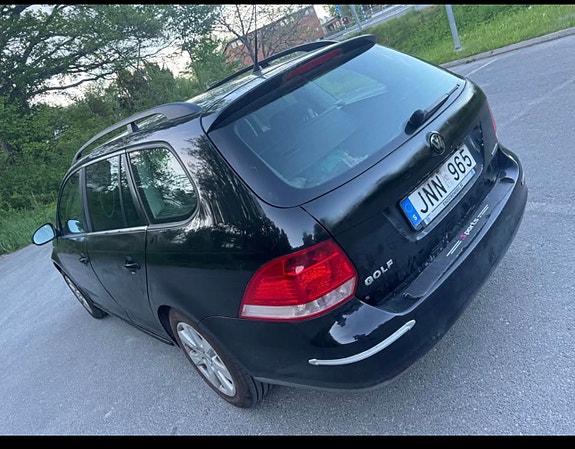 Volkswagen Golf V 4 of 5