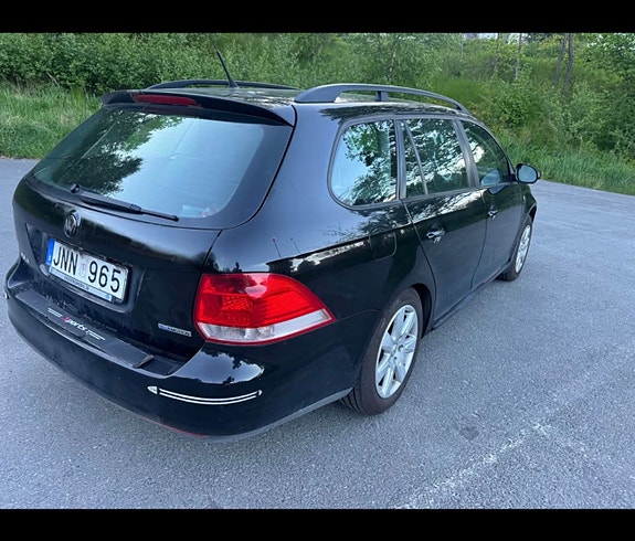 Volkswagen Golf V 5 of 5