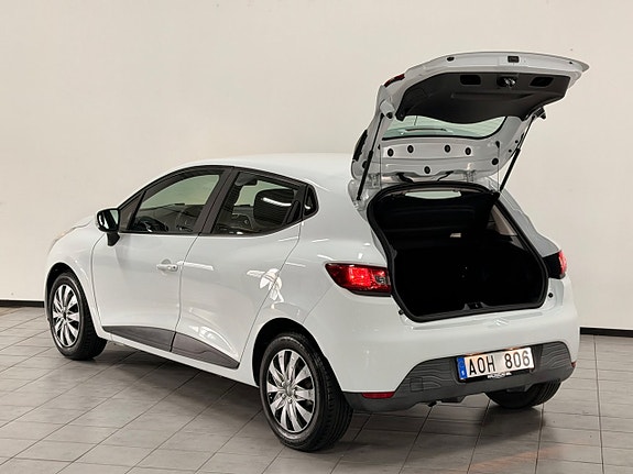 Renault Clio 6 of 27