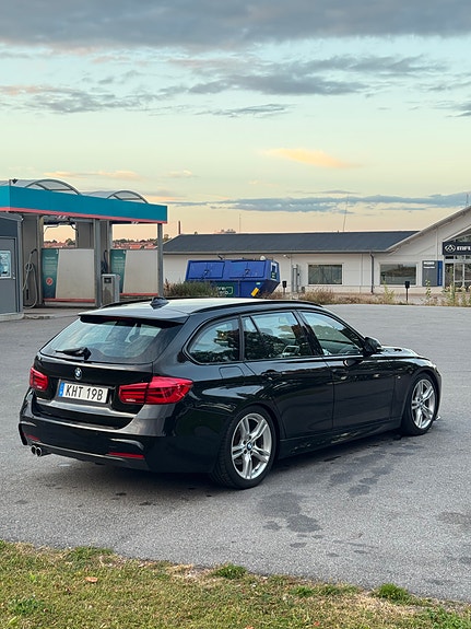 BMW 320d 5 of 15