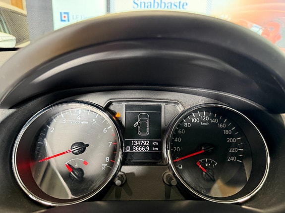 Nissan Qashqai+2 26 of 30