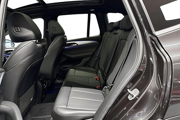 BMW X3 10 of 11