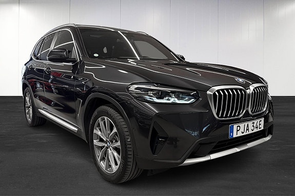 BMW X3 2 of 11
