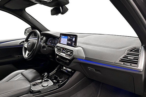 BMW X3 9 of 11