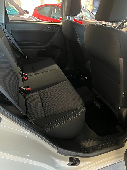 Subaru Forester 7 of 8