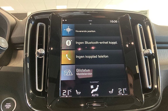 Volvo XC40 15 of 21