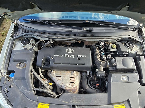 Toyota Avensis 10 of 11