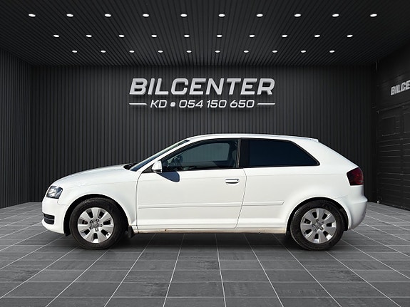 Audi A3 4 of 17