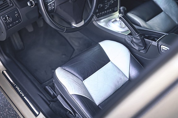Volvo S60 17 of 30