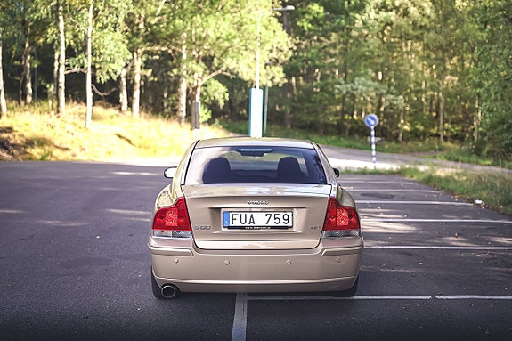 Volvo S60 5 of 30