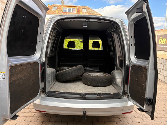 Volkswagen Caddy 13 of 27
