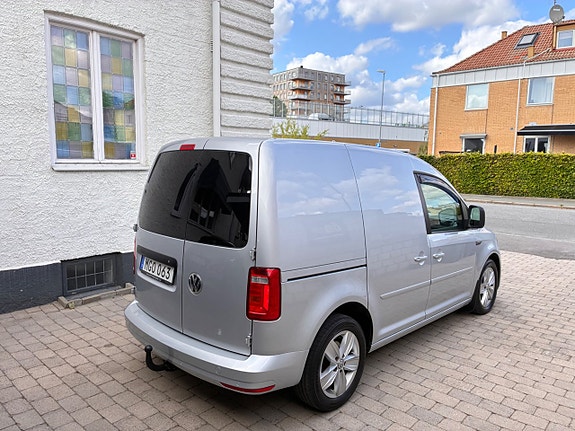 Volkswagen Caddy 10 of 27