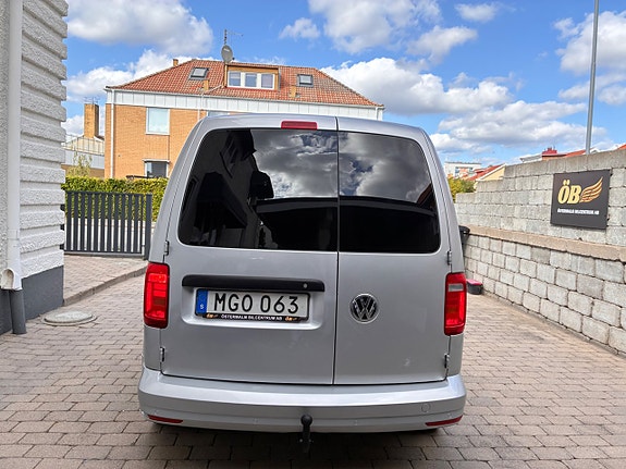 Volkswagen Caddy 12 of 27