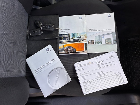 Volkswagen Caddy 27 of 27