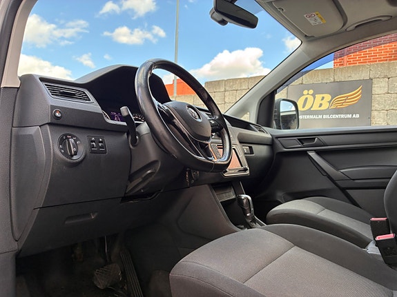 Volkswagen Caddy 19 of 27
