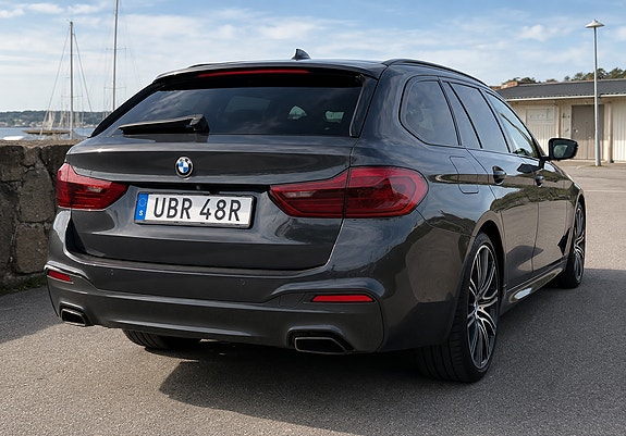 BMW 540i 4 of 14
