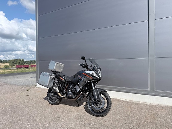 KTM 1190 Adventure 4 of 16