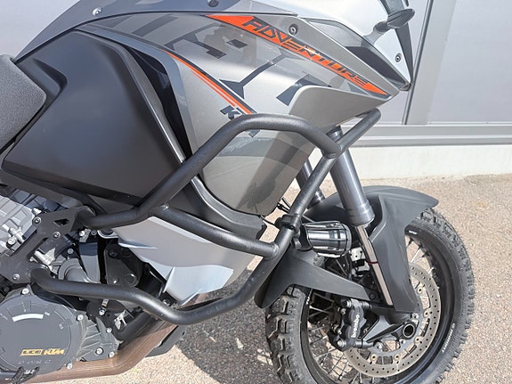 KTM 1190 Adventure 7 of 16