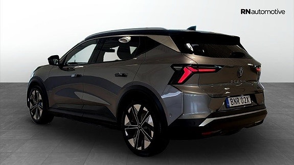 Renault Scenic E-Tech 3 of 19