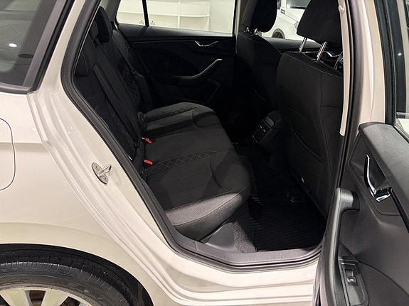 Skoda Kamiq 8 of 11